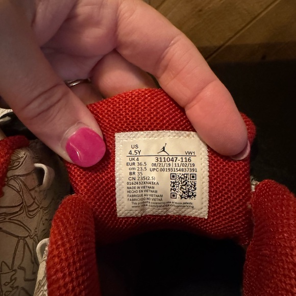 AIR JORDAN DUB ZERO GS
"WHITE / FIRE RED" - Picture 8 of 8